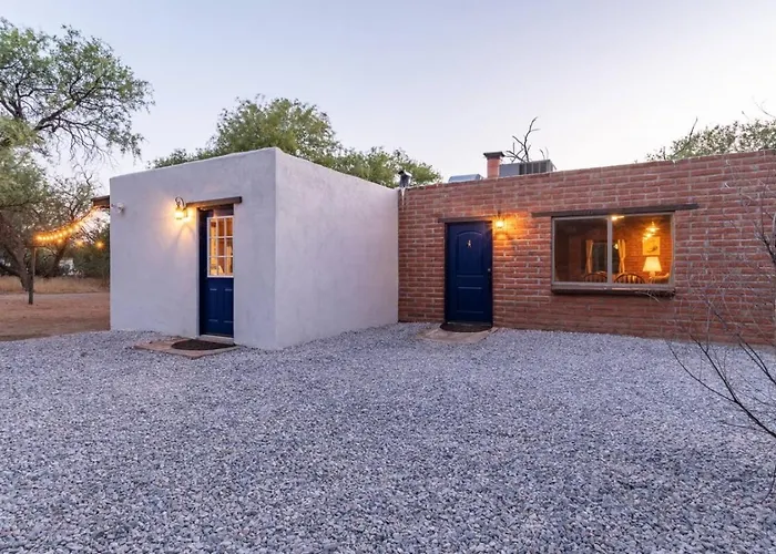 1945 Ranch House, Tanque Verde, 2 Bedroom 1 Ba * Tucson